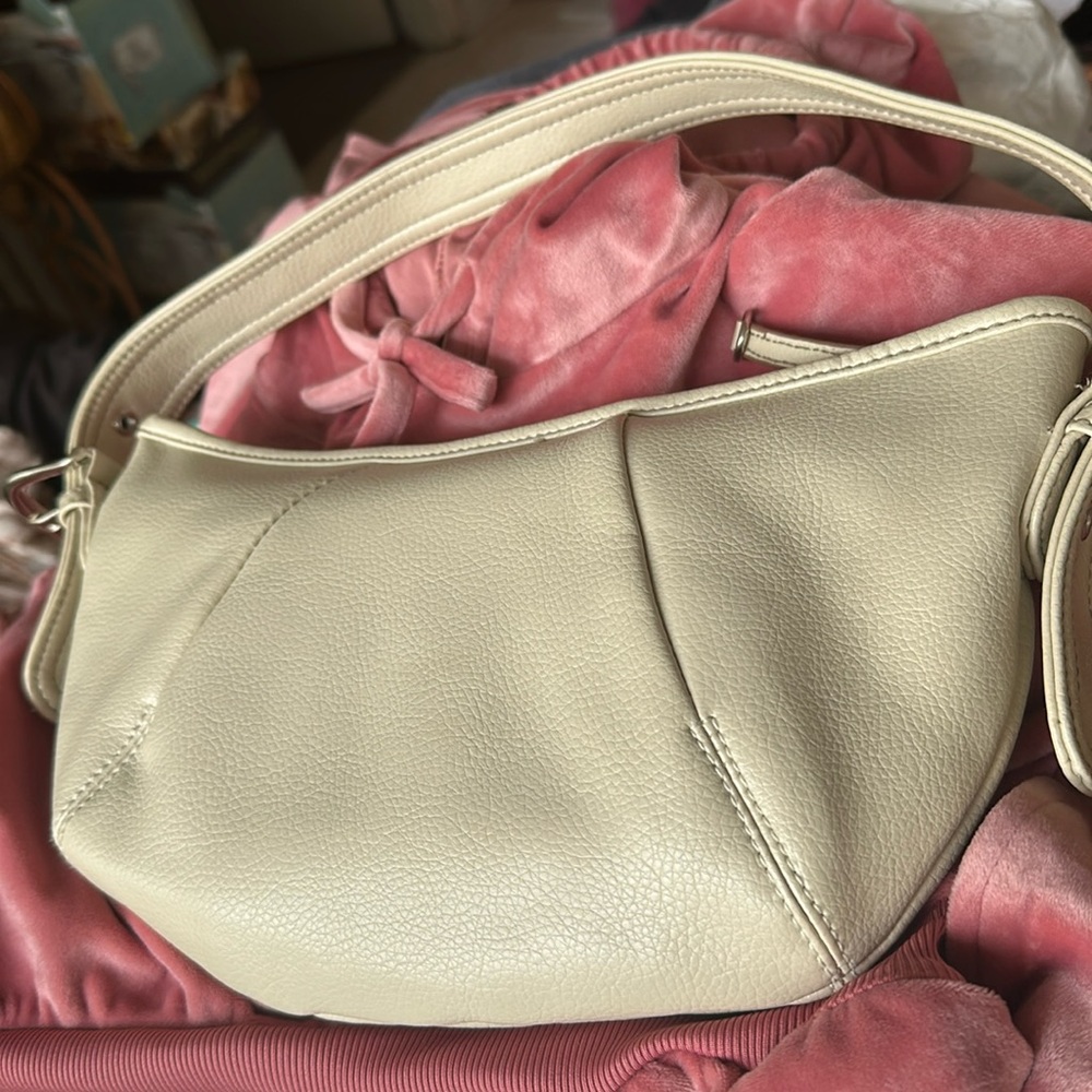 Chateau beige hobo  bag top zipper bag